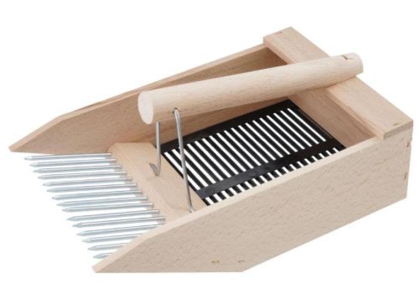 raccoglibacche in legno per mirtilli utensile manuale MAC per raccolta piccoli frutti